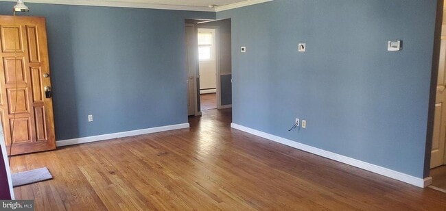 Building Photo - 357 Fir St