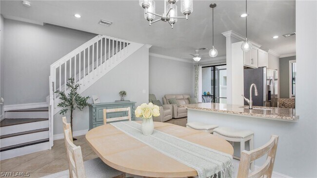 Building Photo - 9460 Sardinia Way