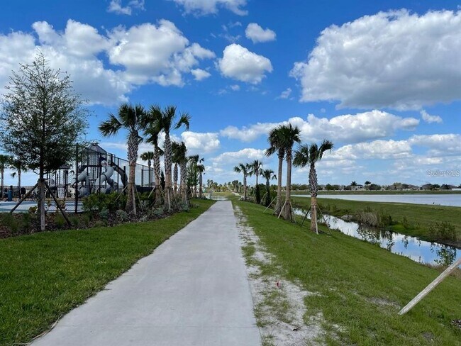 Building Photo - 550 Calico Scallop St