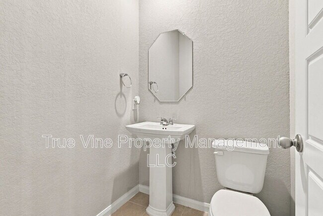 Building Photo - 9102 Devils River