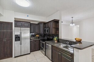 Building Photo - 6952 SW 39th St