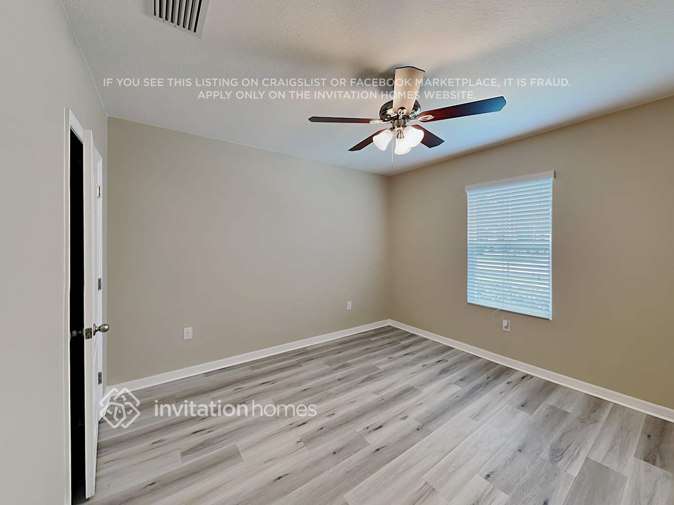 Building Photo - 424 Gris Sky Ln