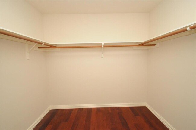 Building Photo - 16127 Eaglewood Spring Ct