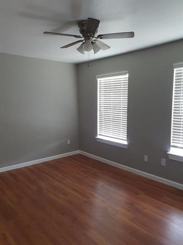 Building Photo - 9821-9823 Sycamore Dr