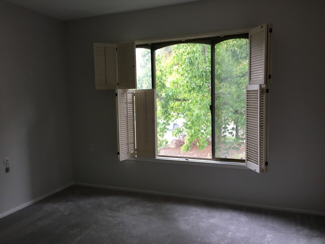 2nd bedroom wood shutters - 2501 Golden Rain Rd