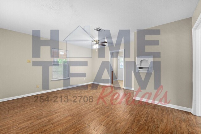 Building Photo - 2007 Elkins Ave