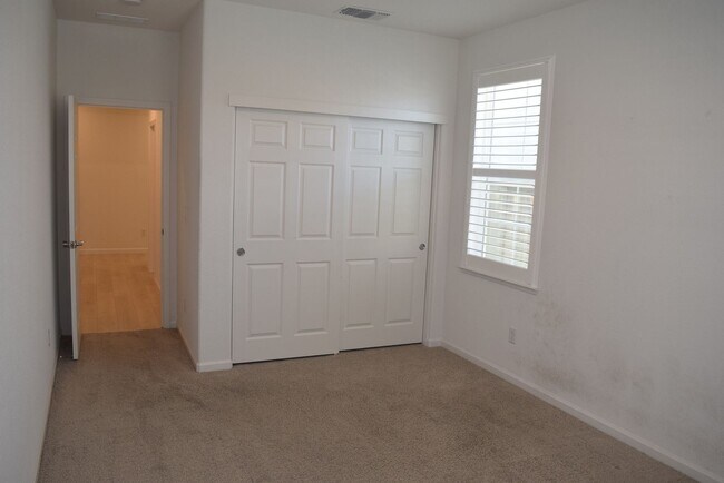 Building Photo - 2703 Coronado Ln