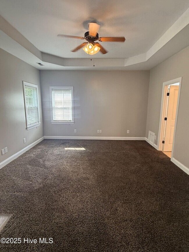 Building Photo - 103 Coree Way
