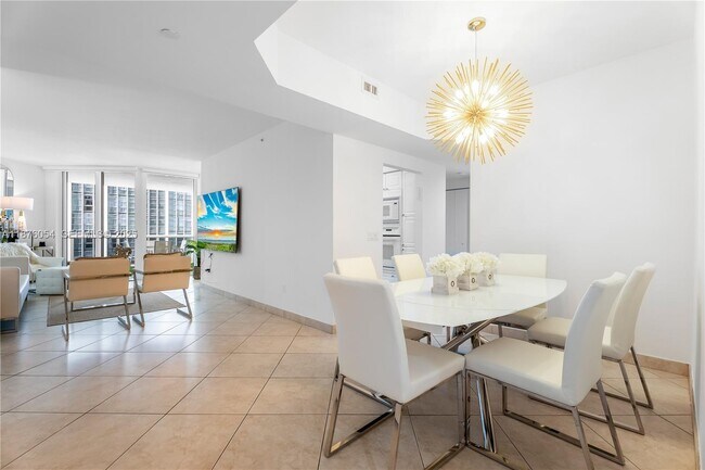 Building Photo - 4779 Collins Ave