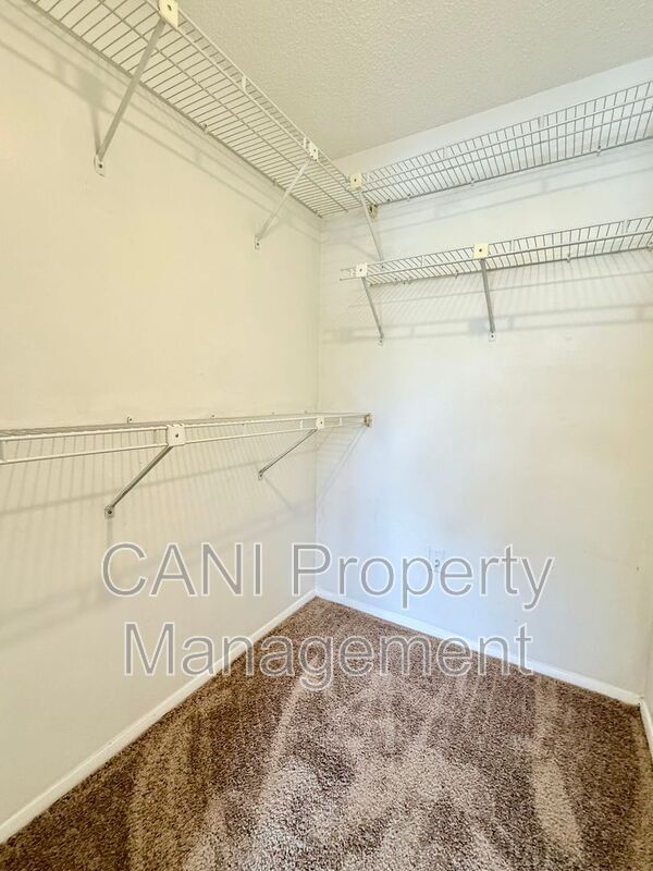 Building Photo - 124 Loblolly Ct