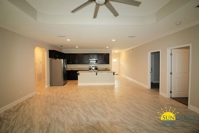 Building Photo - Gorgeous 3 Bedroom Home in Fort Walton Beach