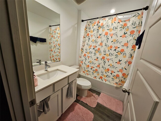 Building Photo - 7831 Murciana Dr
