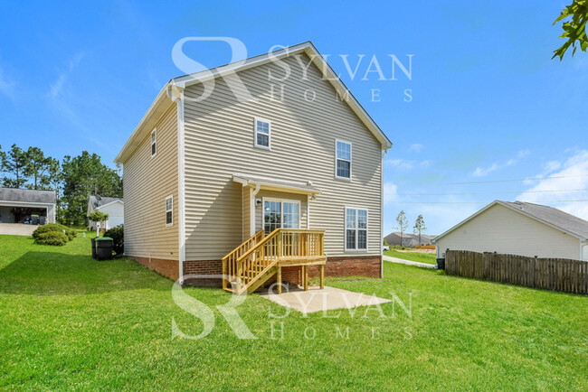 Building Photo - Cute 3BR 2.5BA in Autumn Woods