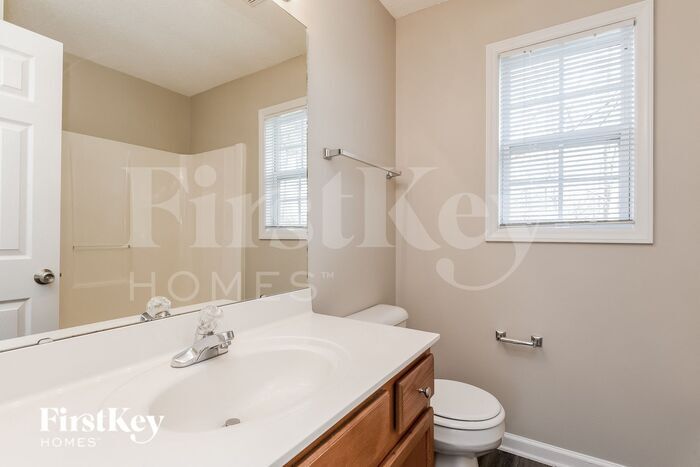 Building Photo - 60 Cyra Ct