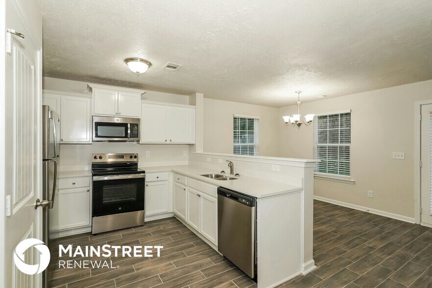 Building Photo - 2562 Willow Branch Dr