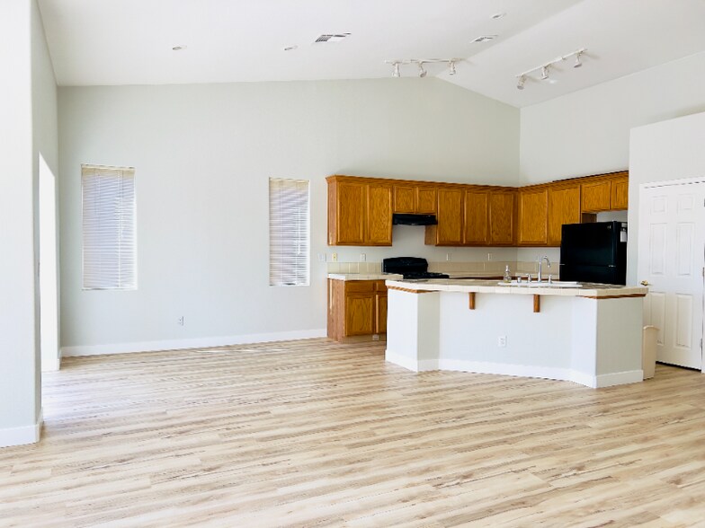 Building Photo - 6150 Powdermill St