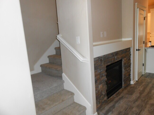 Building Photo - 20783 Boulderfield Ave