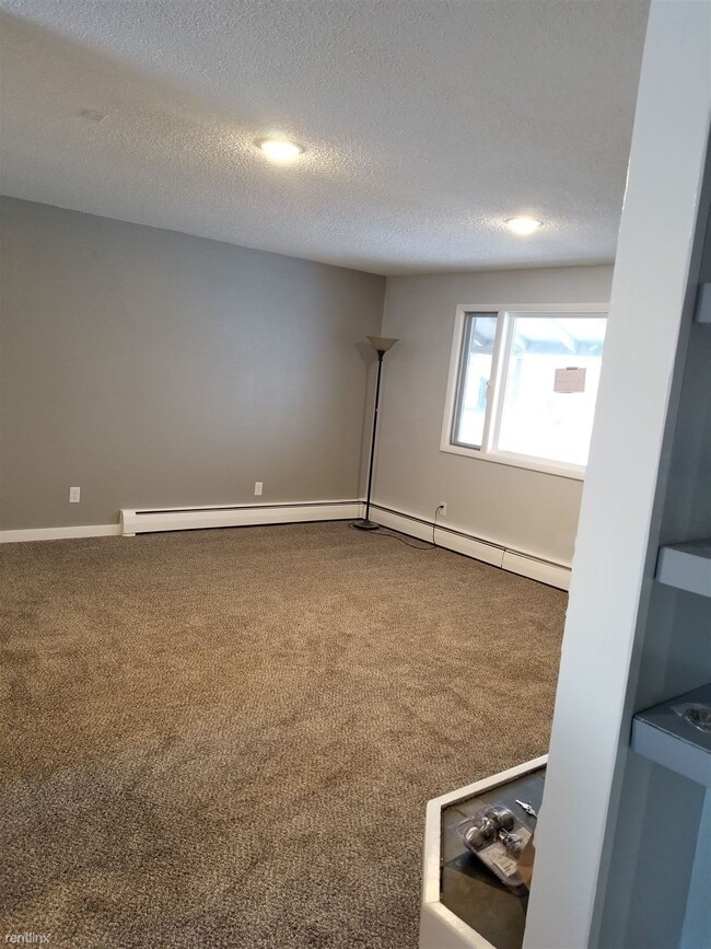 Building Photo - 3 br, 1 bath House - 1521 Beaver Pl