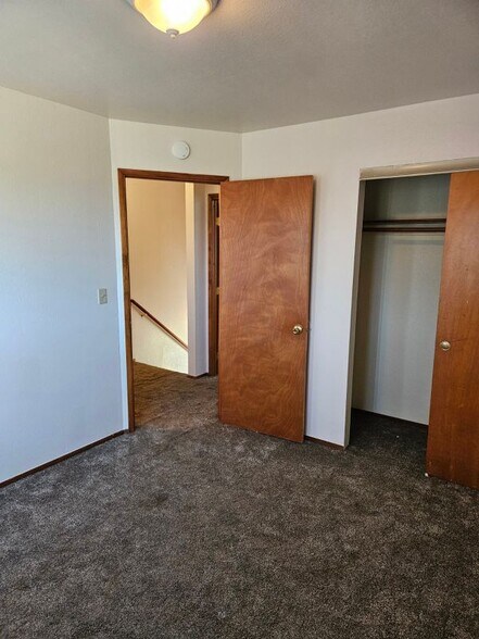 Building Photo - 1600 Fischer Ave