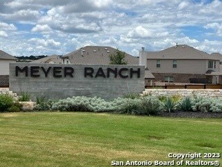 Building Photo - 1609 Ranch House