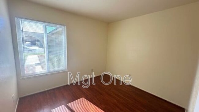 Building Photo - 24382 Delphinium Ave