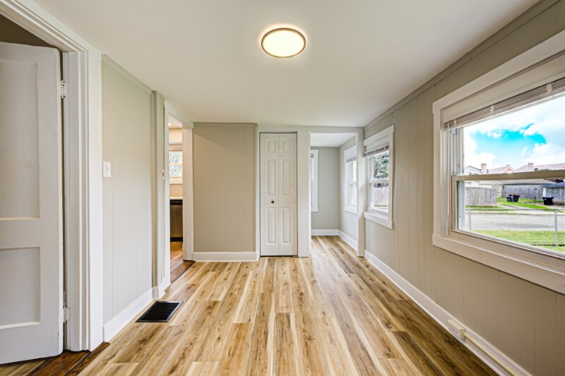 Building Photo - 1028 Forrest St