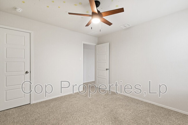 Building Photo - 374 Wayne Wy