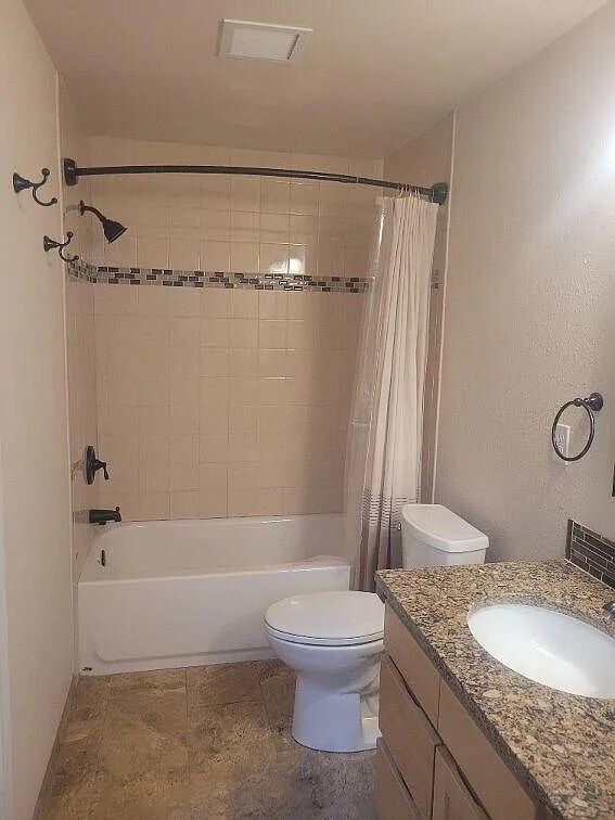 Building Photo - 6107 SW 163rd Pl