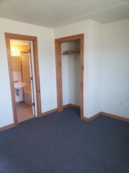 Bedroom - Potsdam Main Street Apartments