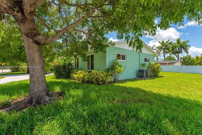 Building Photo - 12520 SW 106th St