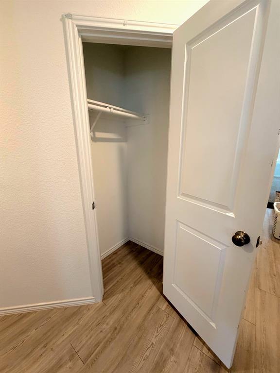 Building Photo - 2520 Four Waters Lp