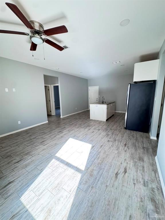 Building Photo - 1304 W Heritage Dr