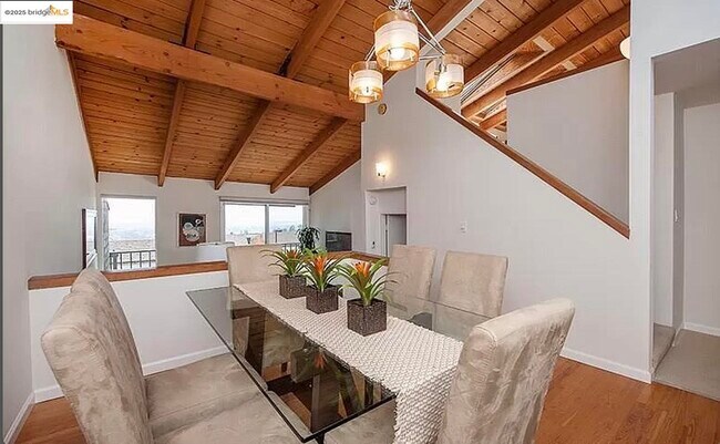 Building Photo - 57 Sereno Cir