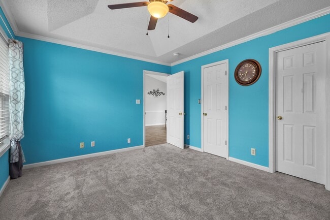 Building Photo - 354 Broadmore Dr