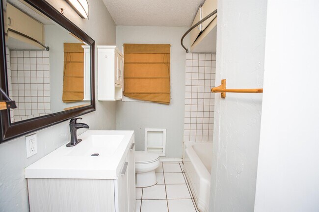 Building Photo - 4213 40th St