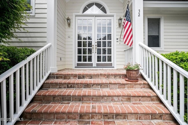 Building Photo - 32 Sparrow Nest Point