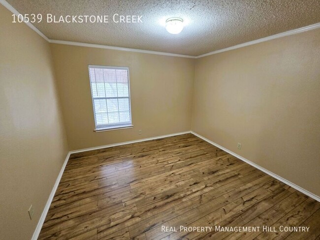 Building Photo - 10539 Blackstone Creek