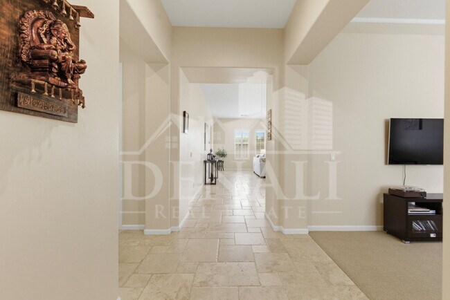 Building Photo - 1159 W Tonto Pl
