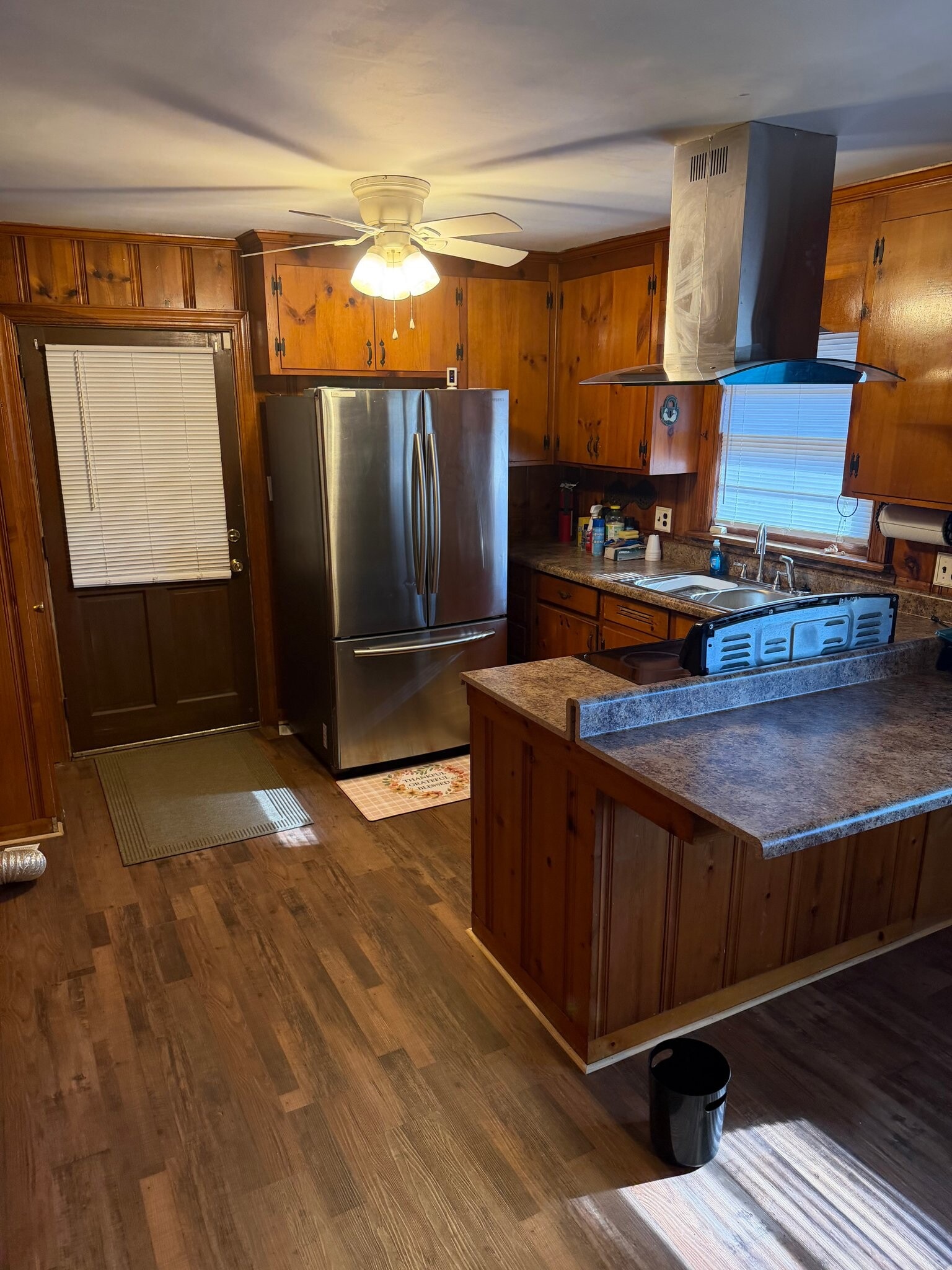 Building Photo - 109 Crestview Rd