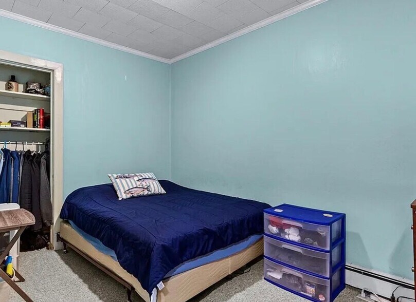 Building Photo - 408 S Lincoln Ave