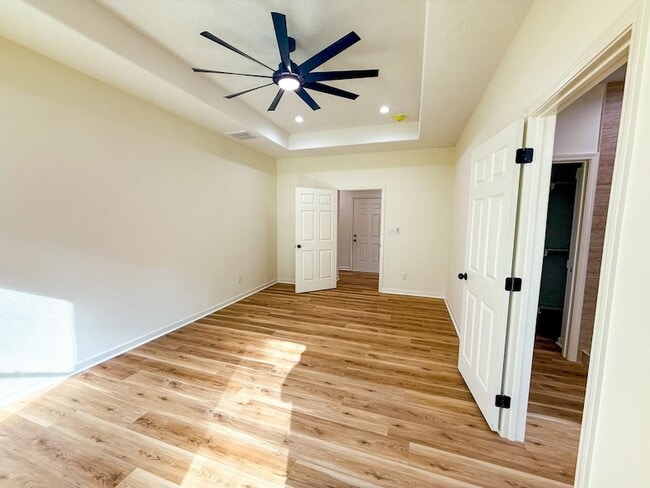 Building Photo - 790 Woodland St