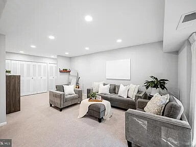 Building Photo - 3312 Woodburn Village Dr