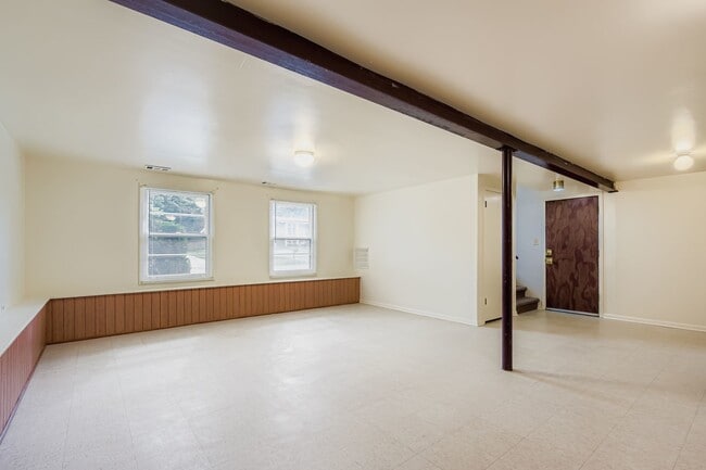 Building Photo - 1517 Sherman Ave