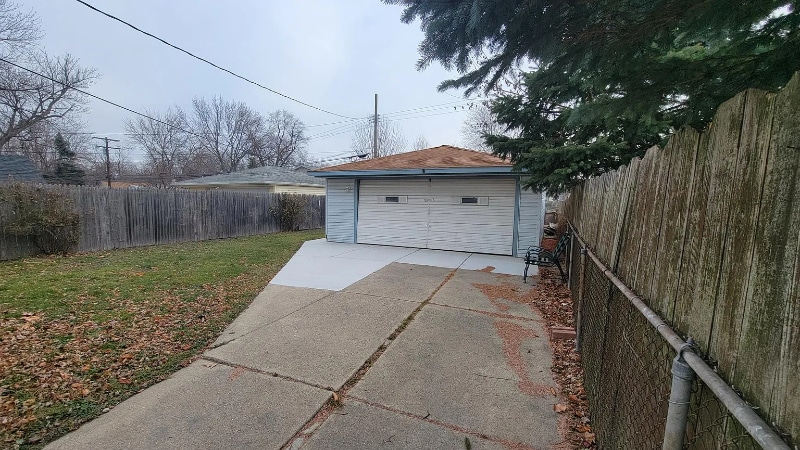 Building Photo - 5683 Gertrude St