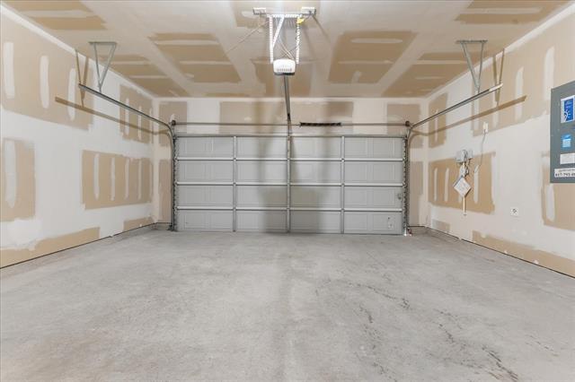 Building Photo - 5713 Chasewood Dr