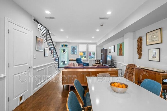 Building Photo - 1275 Oates St NE