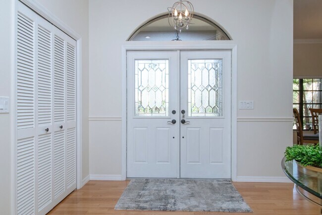 Building Photo - Palm Aire Fully Furnished Rental