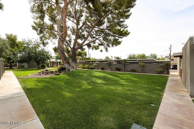 Building Photo - 4419 N 27th St