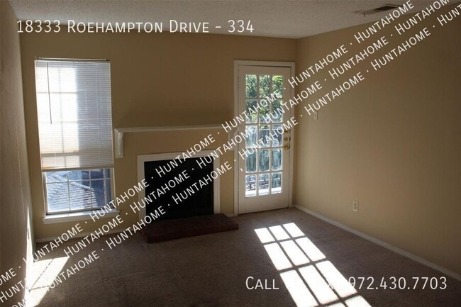 Building Photo - 18333 Roehampton Dr