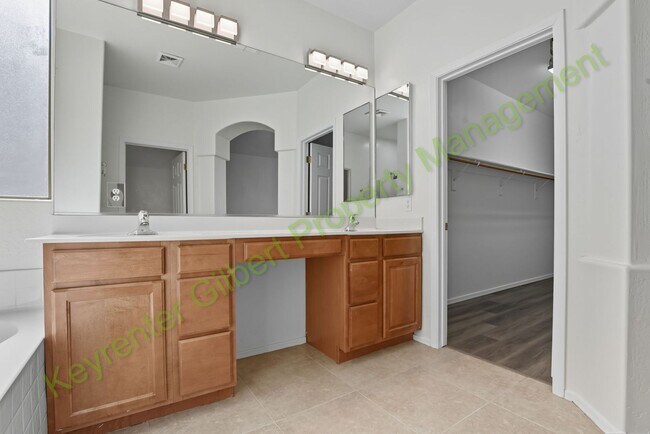 Building Photo - Beautiful 5 bed / 3 bath Home in the San Tan Heights Community of San Tan Valley